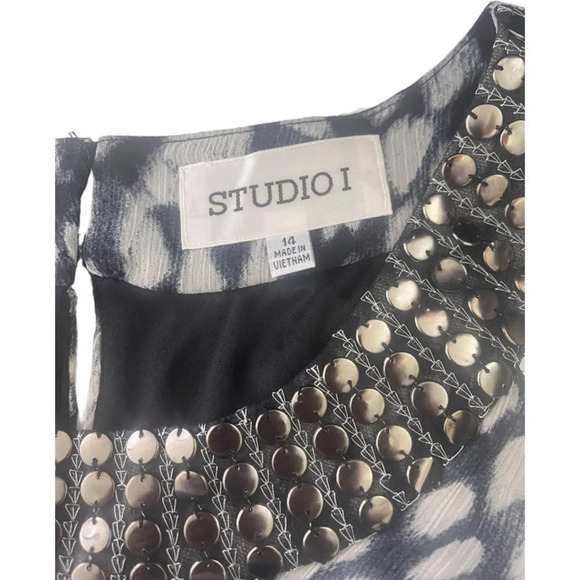 Studio One tiered ruffle dress with metal detail on collar sz 12 EUC prom - Picture 5 of 8